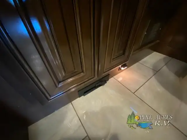 2018 Thor Motor Coach Tuscany 45AT only 029,124 Miles in RVs & Motorhomes in Moncton - Image 45