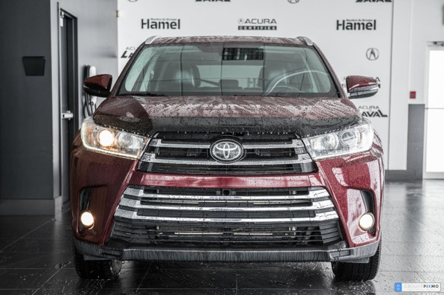 Toyota Highlander XLE AWD 8 PASSAGERS 2018 à vendre in Cars & Trucks in Laval / North Shore - Image 2