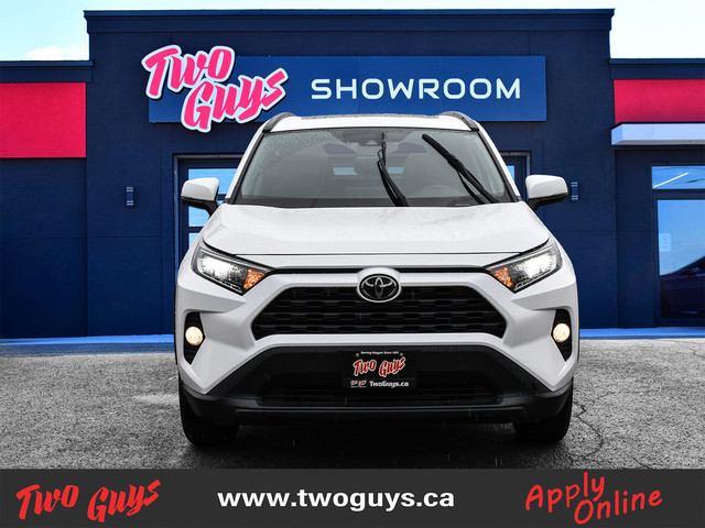 2021 Toyota RAV4 XLE AWD | Sunroof | New Tires | Htd Cloth | in Cars & Trucks in St. Catharines - Image 3