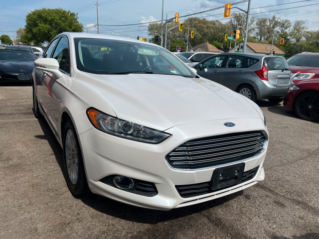 2016 Ford Fusion SE Hybrid in Cars & Trucks in Kitchener / Waterloo - Image 3