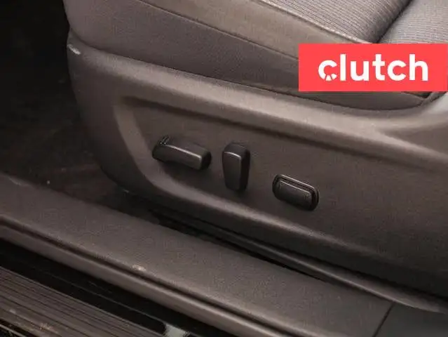 2019 Nissan Altima S w/Apple CarPlay, Heated Front Seats, Backup in Cars & Trucks in Bedford - Image 16