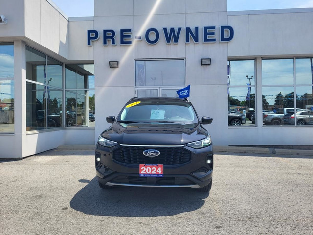 2024 Ford Escape Platinum AWD for sale in Cars & Trucks in St. Catharines - Image 3