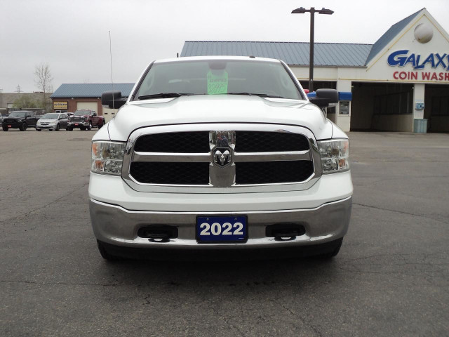 2022 RAM 1500 Classic SLT CrewCab4WD 3.6L6cyl5'7"BoxHeatedSeats& in Cars & Trucks in Brantford - Image 3