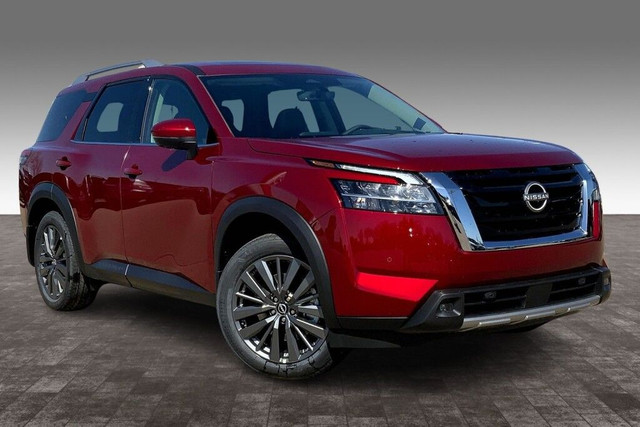 2024 Nissan Pathfinder 4X4 SL in Cars & Trucks in Strathcona County - Image 2