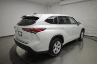 WIND CHILL PEARL, ALL WHEEL DRIVE, REAR SPOILER, HEATED FRONT SEATS, ADAPTIVE CRUISE CONTROL, LANE D... (image 4)