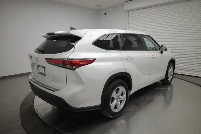 2023 Toyota Highlander LE62863707760385124