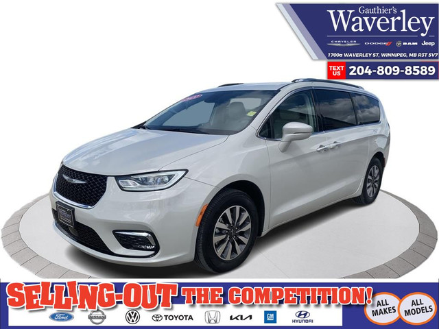 2021 Chrysler Pacifica Touring-L Plus CLEAN CARFAX | HEATED F... in Cars & Trucks in Winnipeg