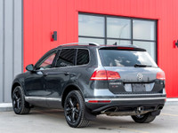 Carget Supercentre is proud to present this new 2015 Volkswagen Touareg Execline! EXTERIOR: DARK FLI... (image 4)