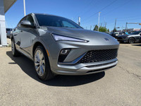 CLEAN CARFAX, ONE OWNER, LOW KM, Leather, Remote Start, Power Lift, Heated Seats, Wireless Charging,... (image 5)