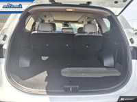 Look at this certified 2022 Hyundai Santa Fe Preferred AWD | Trend Pkg | Leather | Pano Roof | Adapt... (image 9)