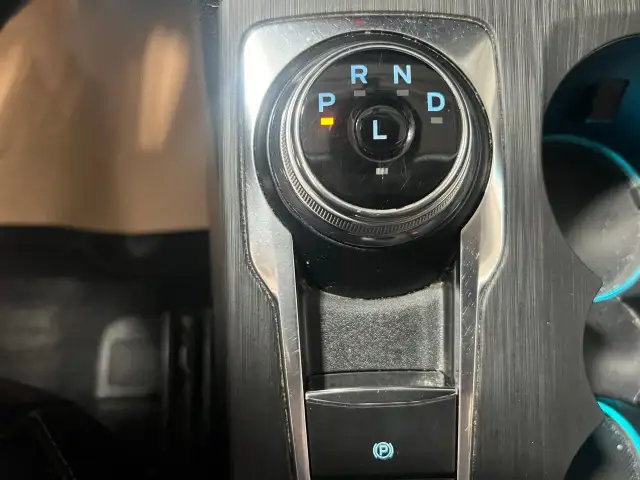 2020 Ford Escape in Cars & Trucks in Edmonton - Image 14