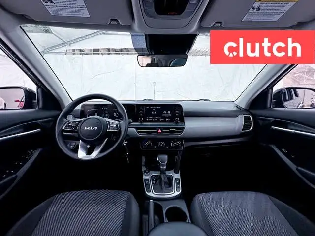 2024 Kia Seltos LX w/ Apple CarPlay, Heated Front Seats, Rearvie dans Autos et camions dans Ville de Toronto - Image 13