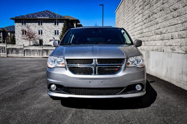 2020 Dodge Grand Caravan Crew - Aluminum Wheels in Cars & Trucks in Kingston - Image 4