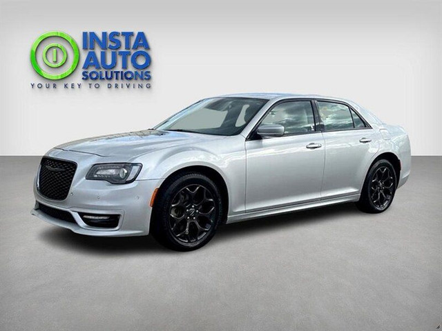 2022 Chrysler 300 Series Touring L in Cars & Trucks in St. Albert