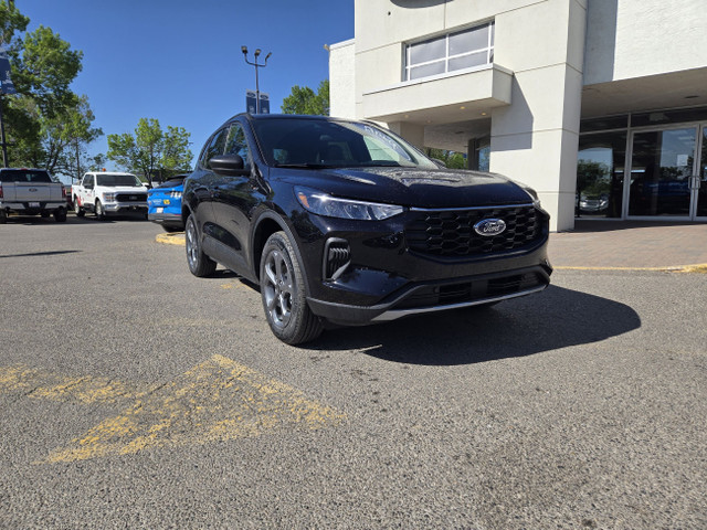 2025 Ford Escape ST-LINE | COLD WEATHER PKG | TECH PKG #1 | BLIS in Cars & Trucks in Calgary - Image 2