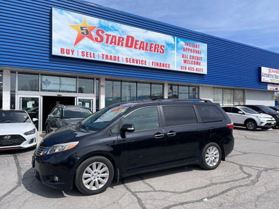  2015 Toyota Sienna 5dr XLE 7-Pass AWD MINT! WE FINANCE ALL CRED