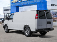 Engine: 6.6L 8cyl. L/100Km City: 0.0 L/100Km Hwy: 0.0 Safety Equipment Tire Pressure Monitoring Syst... (image 3)