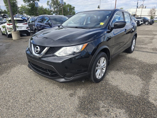 2018 Nissan Qashqai S 2.0L FWD | HTD SEATS | BLUETOOTH in Cars & Trucks in Calgary - Image 3