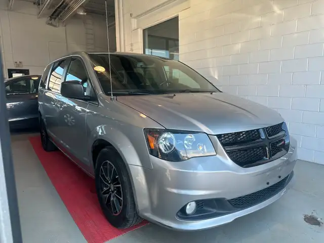 2018 Dodge Grand Caravan in Cars & Trucks in Oakville / Halton Region - Image 2