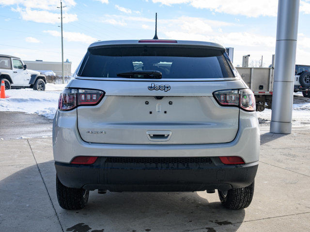 2025 Jeep Compass Sport in Cars & Trucks in Barrie - Image 4
