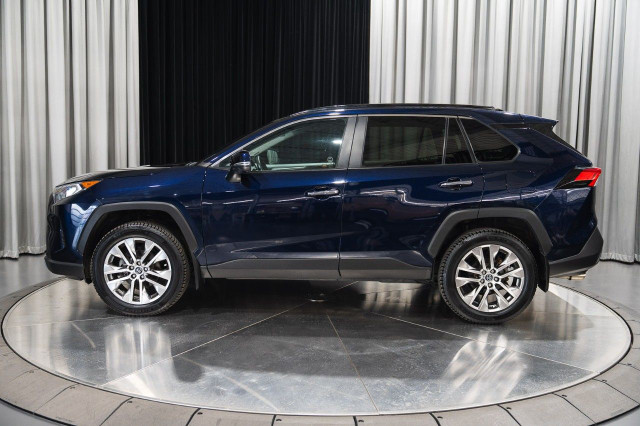2020 Toyota RAV4 in Cars & Trucks in Strathcona County - Image 4