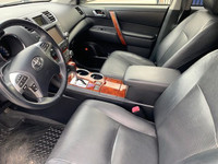 { CERTIFIED PRE-OWNED } THIS VEHICLE COMES FULLY CERTIFIED WITH A SAFETY CERTIFICATE SERVICED AT NO... (image 7)
