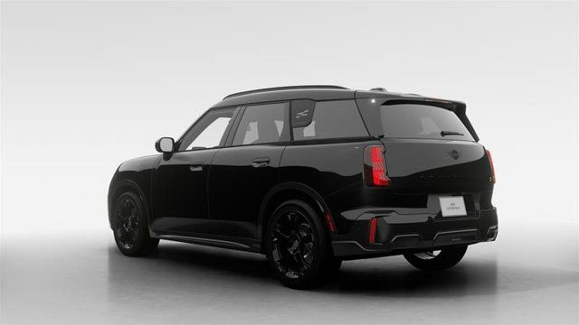 2025 MINI Countryman SE ALL4 | Premier | Sièges Sport JCW in Cars & Trucks in City of Montréal - Image 2