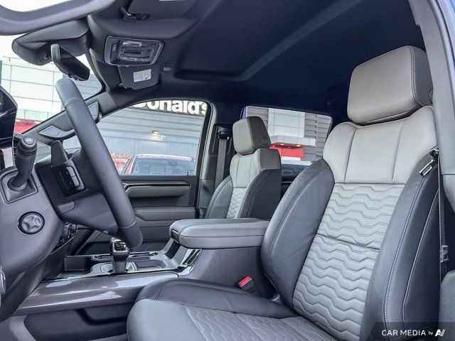 2025 Chevrolet Silverado 1500 ZR2 4WD Crew Cab in Cars & Trucks in Strathcona County - Image 3