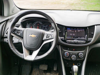 The 2021 Chevrolet Trax LT AWD is a compact and agile SUV built to handle both city streets and adve... (image 4)