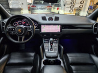 **Head Up Display, Power Sunshade, 4Zone Climate Control, Porsche Crest Head Rest, Bose Sound System... (image 9)