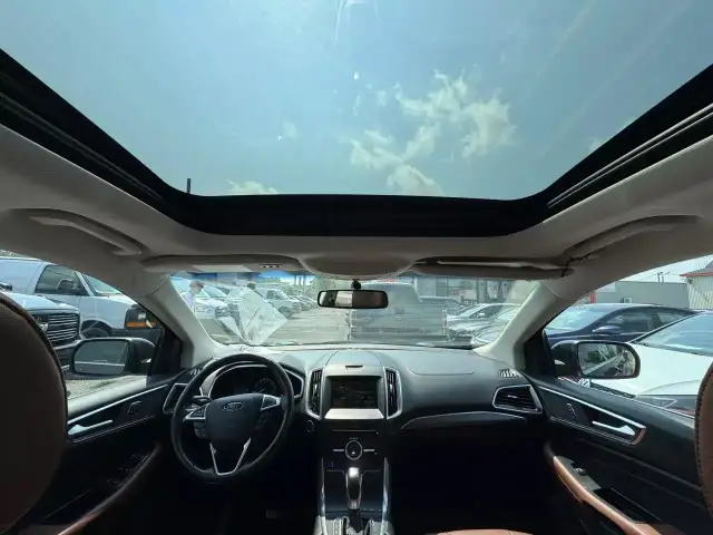 2015 FORD Edge Titanium in Cars & Trucks in Laval / North Shore - Image 18