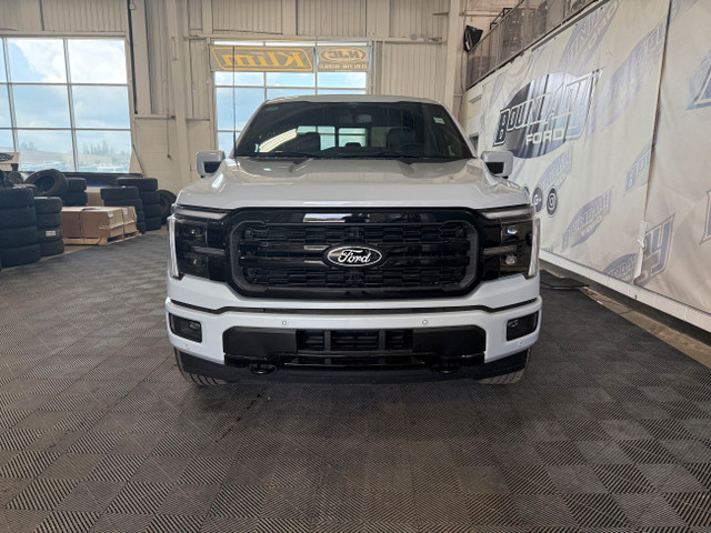 2025 Ford F-150 LARIAT | LARIAT BLACK APPEARANCE PKG | 360 CAMER in Cars & Trucks in Lloydminster - Image 3