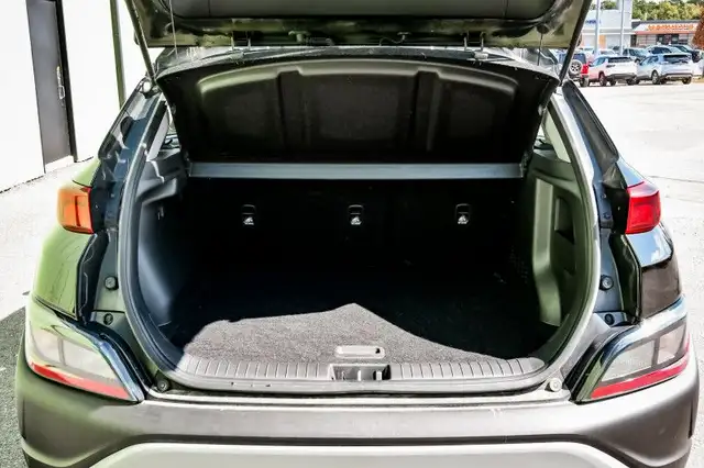 2022 Hyundai Kona 2.0L Essential AWD • HEATED SEATS • CP/AA in Cars & Trucks in Cornwall - Image 9