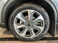 Command the road in this sleek 2023 Ford Escape Platinum, boasting a powerful 2.0L EcoBoost engine a... (image 9)