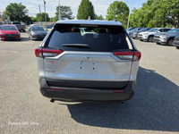 AUCUN DOSSIER DE DOMMAGE Ce Rav4 est équipé de : Bluetooth, Cruise, PRISE USB, sièges chauffants, AP... (image 7)