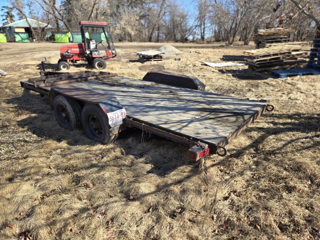 Custombuilt 18 Ft T/A Flat Deck Trailer in Cargo & Utility Trailers in Edmonton - Image 4