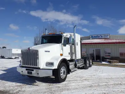 Welcome to Andy's Truck Sales. 2017 KENWORTH T800 SLEEPER TRACTOR #8039 AEROCAB FLATTOP - 38" BUNK 4...