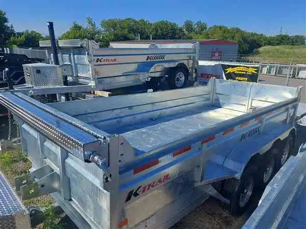 KTRAIL DUMP 82X16-21K TRI AXLE WITH RAMPS in Cargo & Utility Trailers in Peterborough - Image 5