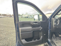 The 2023 GMC Sierra 3500 HD AT4 is designed to conquer the toughest jobs with rugged off-road capabi... (image 5)