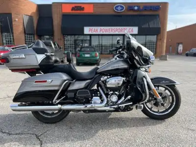 Beautiful 2017 Harley Ultra Limited in excellent condition! Just serviced and ready to roll for the...