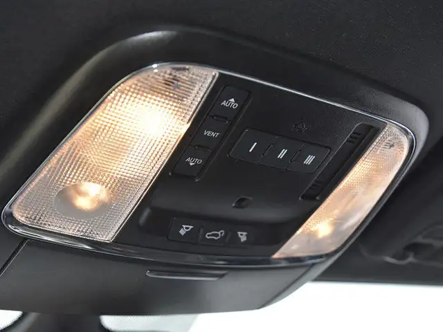 2020 Jeep Grand Cherokee Altitude in Cars & Trucks in Red Deer - Image 24