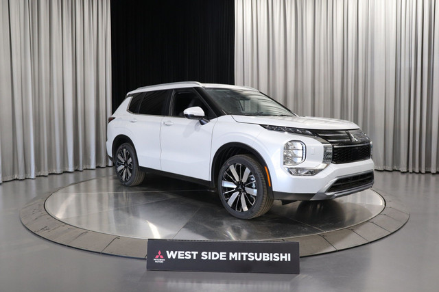 2025 Mitsubishi Outlander SEL in Cars & Trucks in Edmonton
