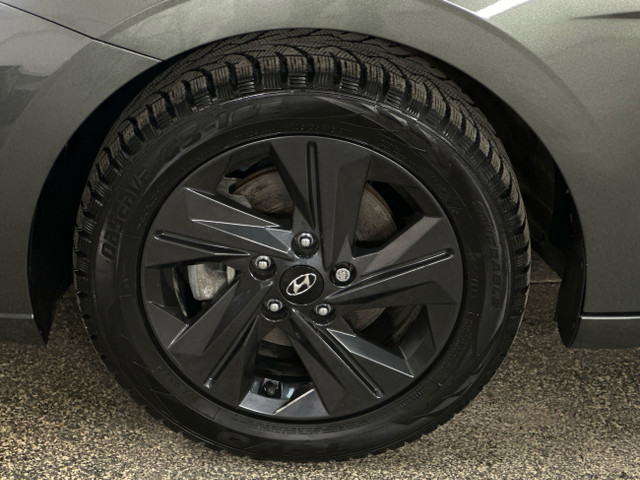 2023 Hyundai Elantra Preferred PREFERRED! 38KM! SHARP! in Cars & Trucks in Belleville - Image 3