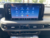 Refined and reimagined, the 2025 Lincoln Aviator Premiere brings together powerful performance, inte... (image 9)