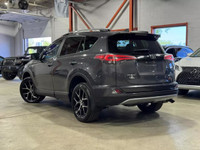 2017 Toyota RAV4 SE/AWD/AC/GPS/CAMERA/BT/TOIT/CUIR/CRUISE/SIEGES CHAUFFANTS/GR ELECT/MAGS !! 5151 BO... (image 4)