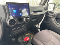 PRIX ET QUALITÉ IMBATTABLE venez découvrir notre JEEP WRANGLER 2014 WRANGLER SPORT MANUELLE PNEUS 33... (image 4)