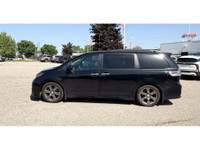 2017 Toyota Sienna SE 8 Passenger | FWD | CD Player | AM/FM Radio | Value Pricing ONE OWNER, **MARKE... (image 3)