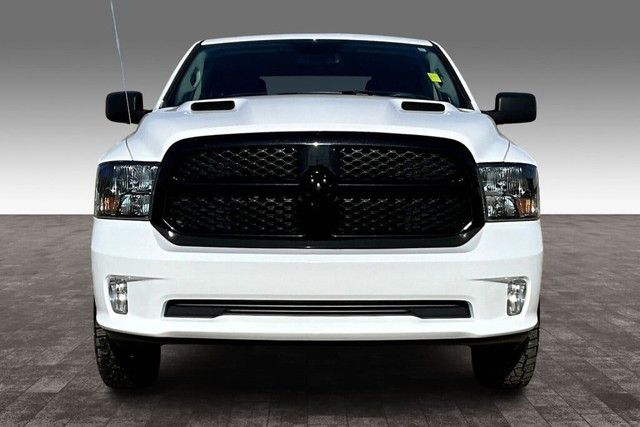 2019 Ram Ram 1500 4wd Quadcab Express in Cars & Trucks in Edmonton - Image 3