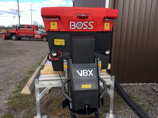 BOSS VPX Spreader in Heavy Equipment in Peterborough - Image 2