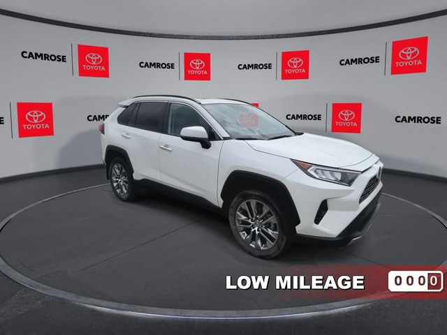 2020 Toyota RAV4 Limited - Leather Seats - Sunroof in Cars & Trucks in Edmonton - Image 2